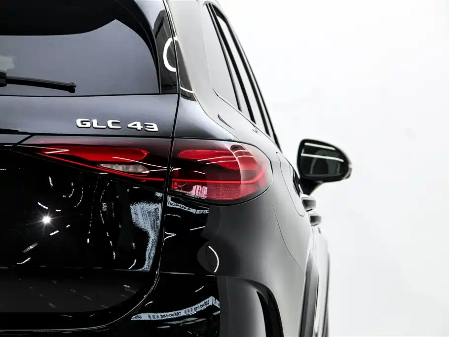 Mercedes-Benz GLC AMG