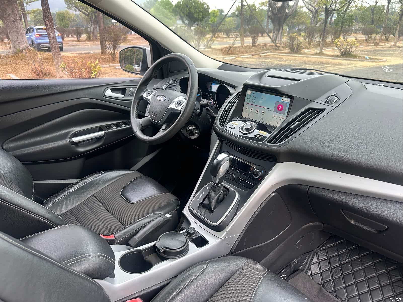 Ford Kuga, 2016 6