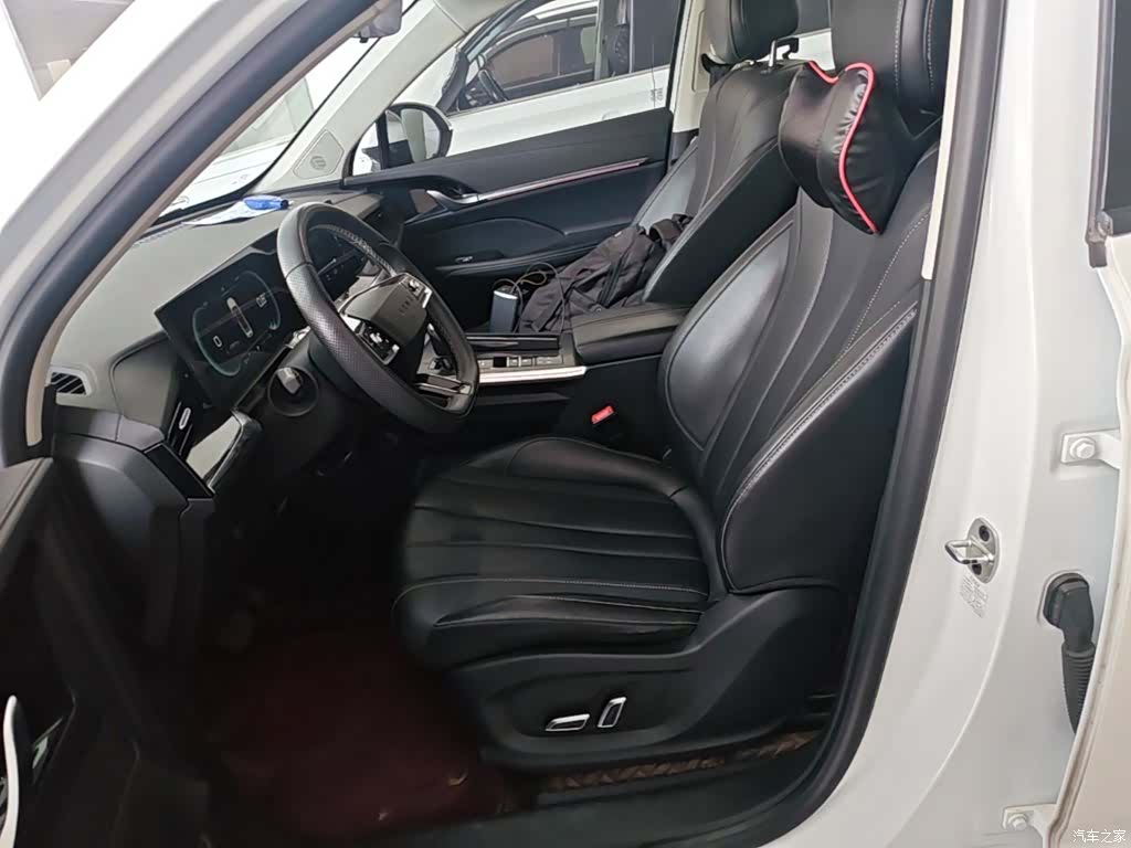 Roewe RX5, 2022 15