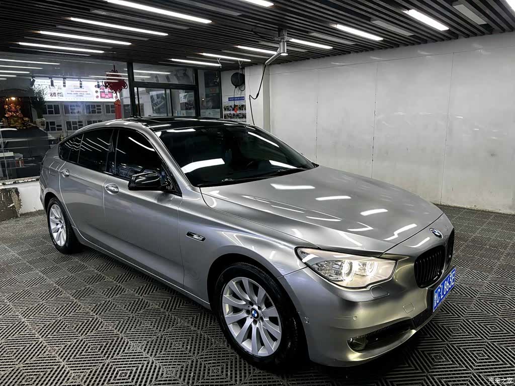 BMW 5 Series, 2011 11