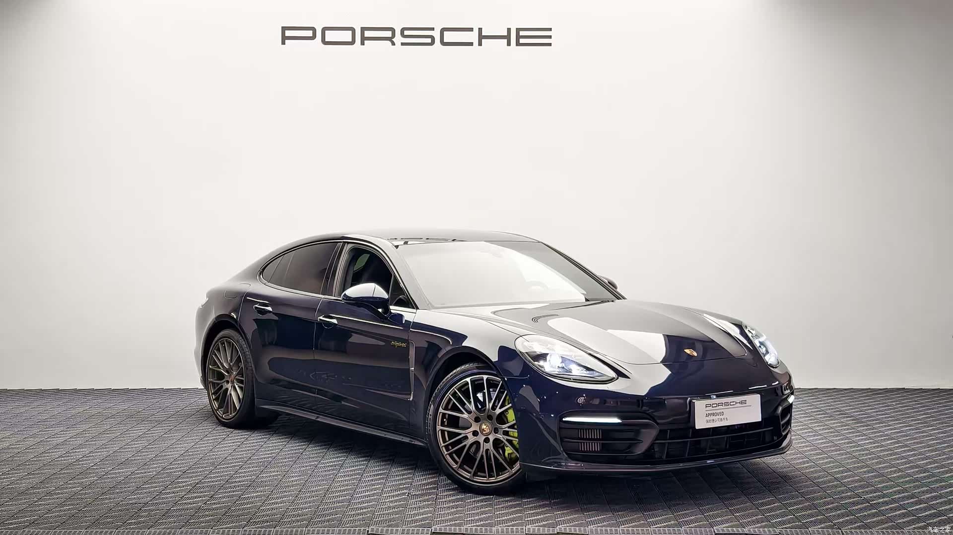 Porsche Panamera, 2022 3