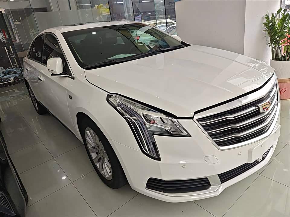 Cadillac XTS