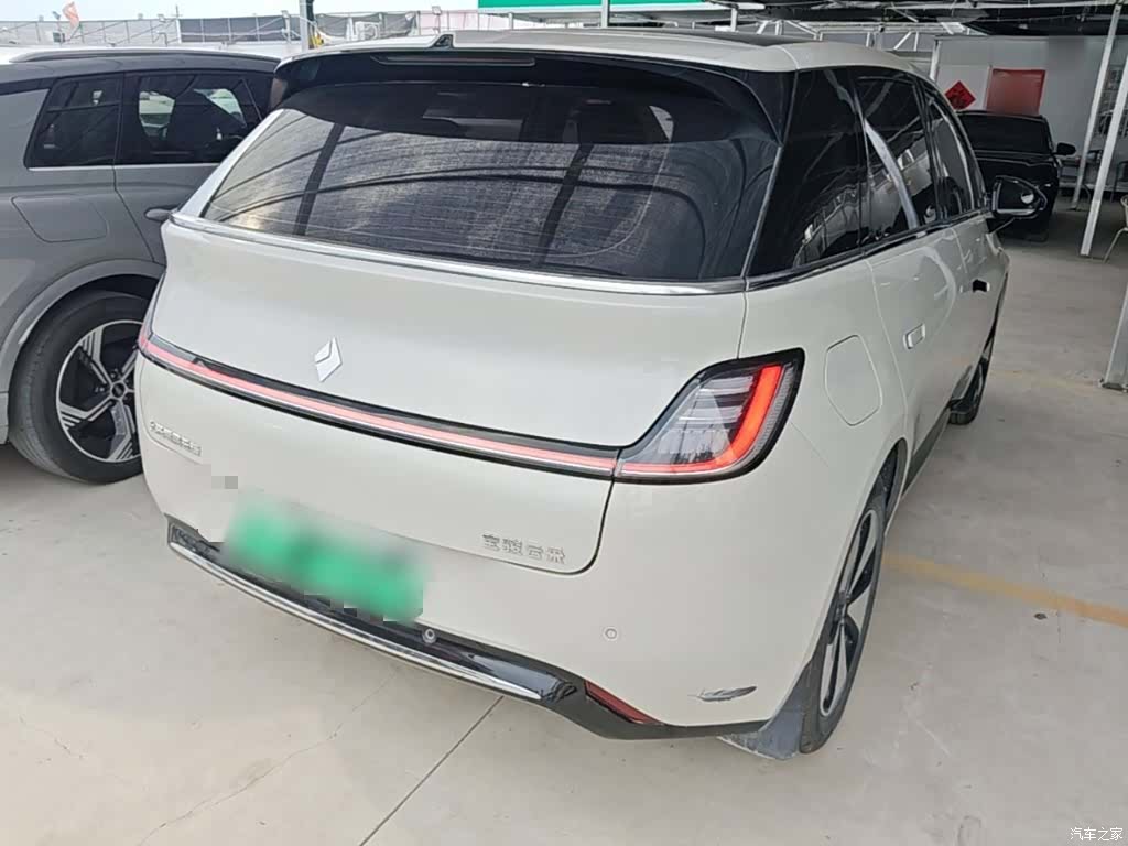 Wuling 460, 2023 7