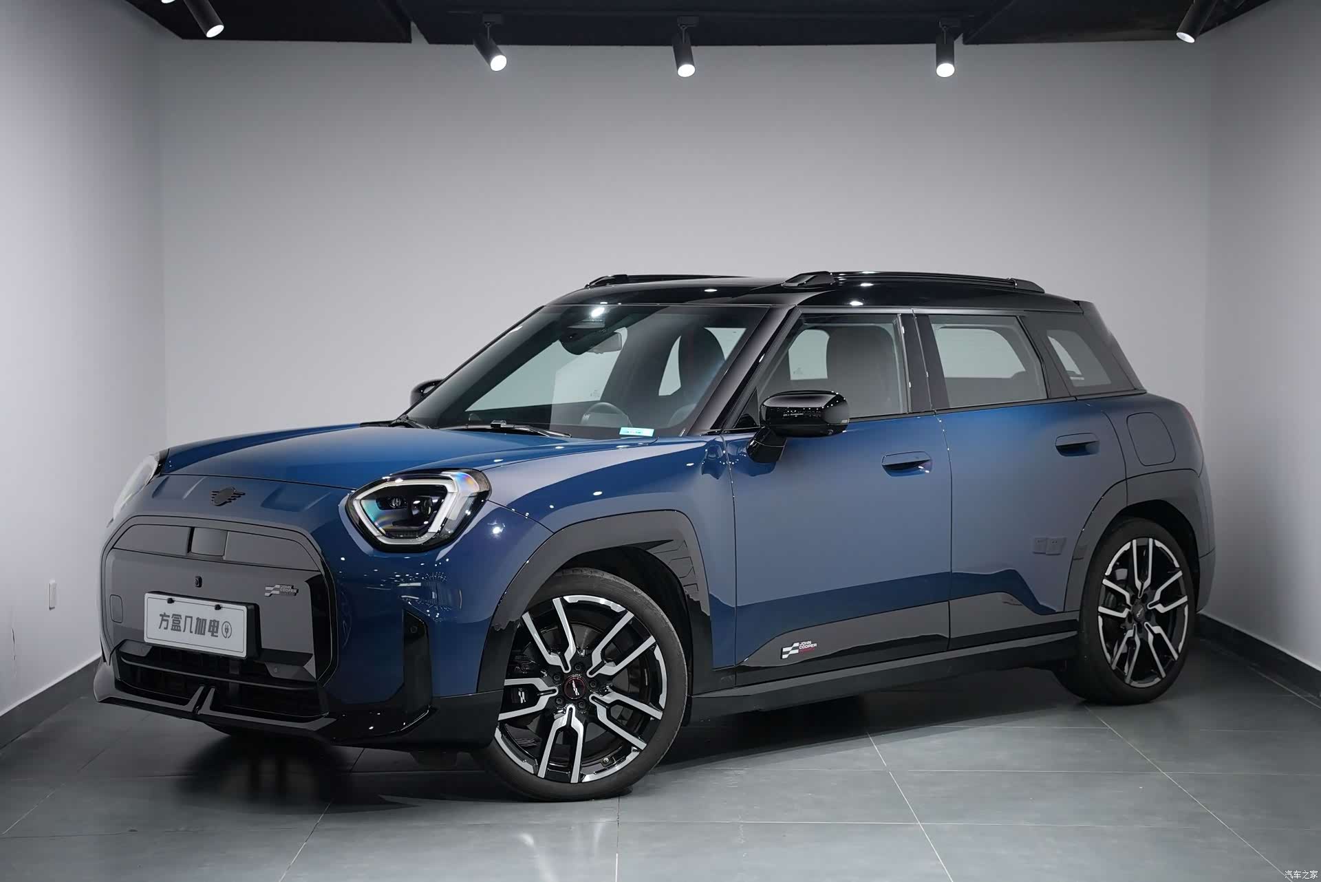 Mini ACEMAN, 2024 1