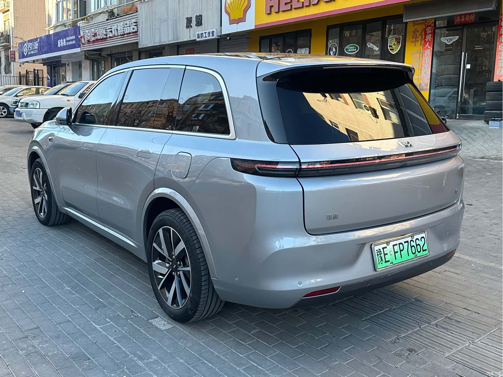 Li Auto L8, 2023 4