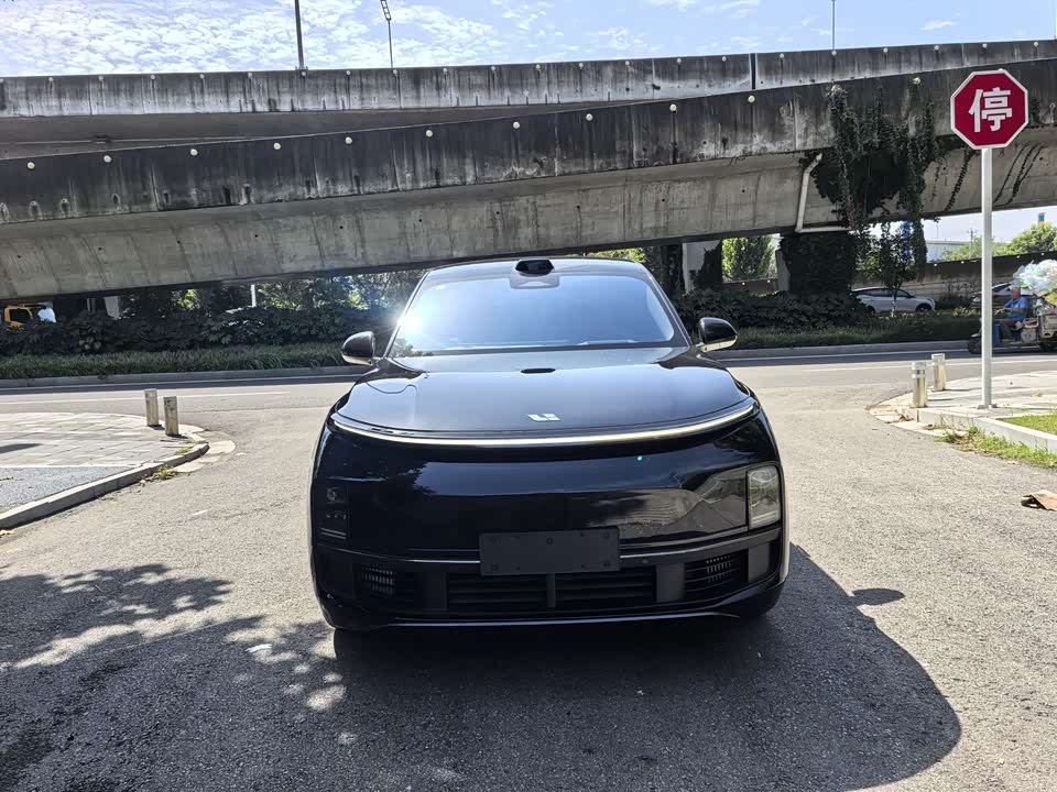 Li Auto Ideal L9