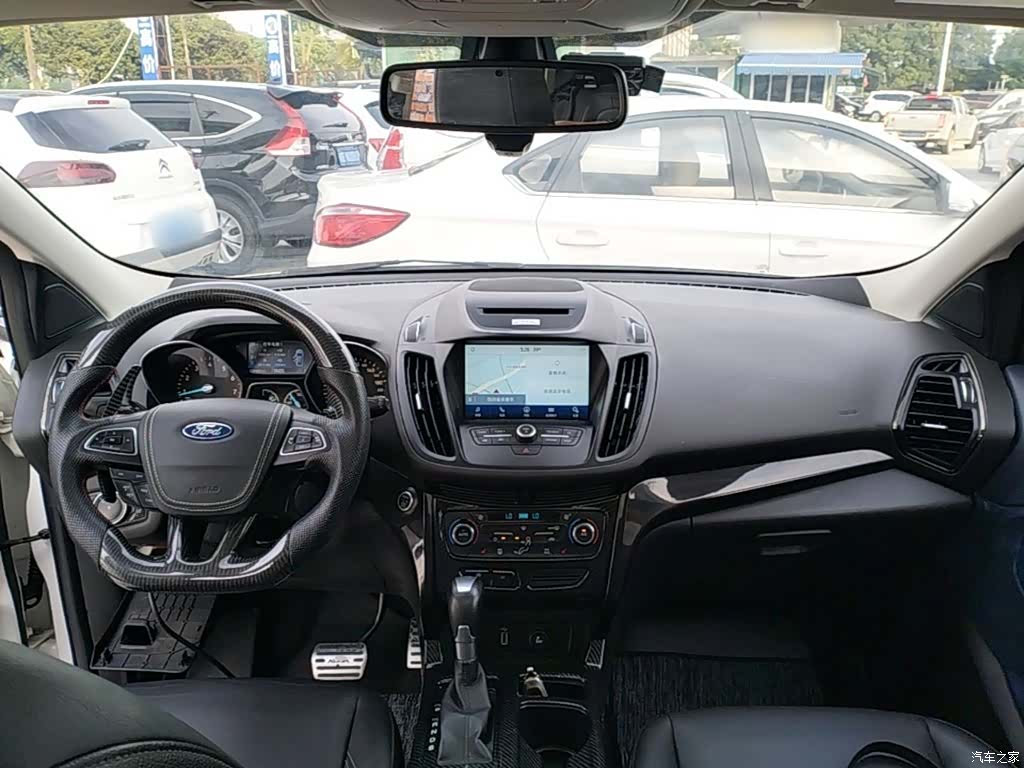 Ford Kuga, 2017 10