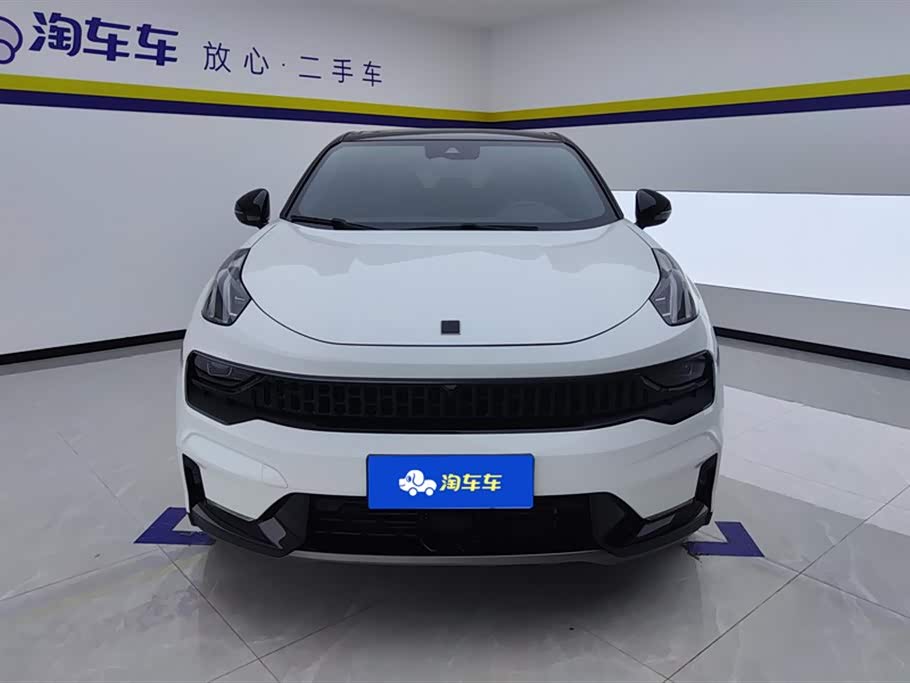 Lynk & Co 05