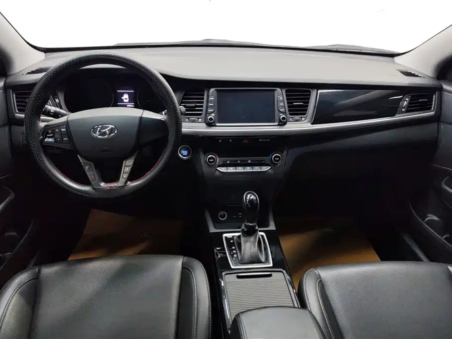 Hyundai Name picture