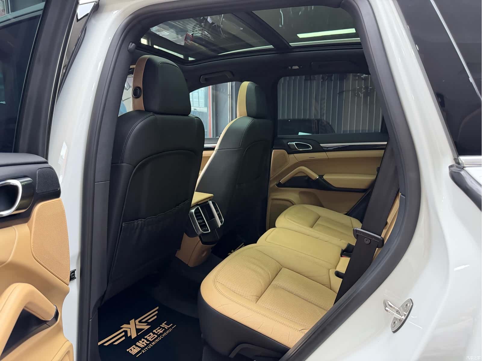 Porsche Cayenne, 2015 23