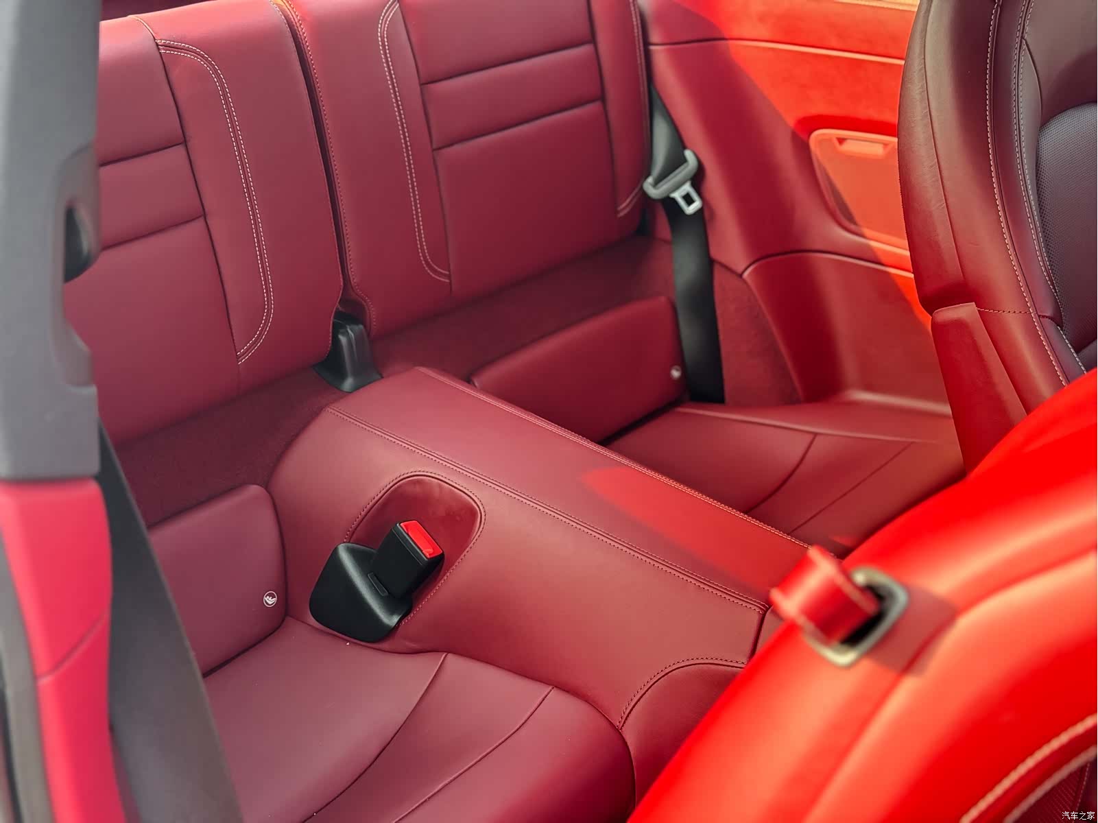 Porsche 911, 2023 10