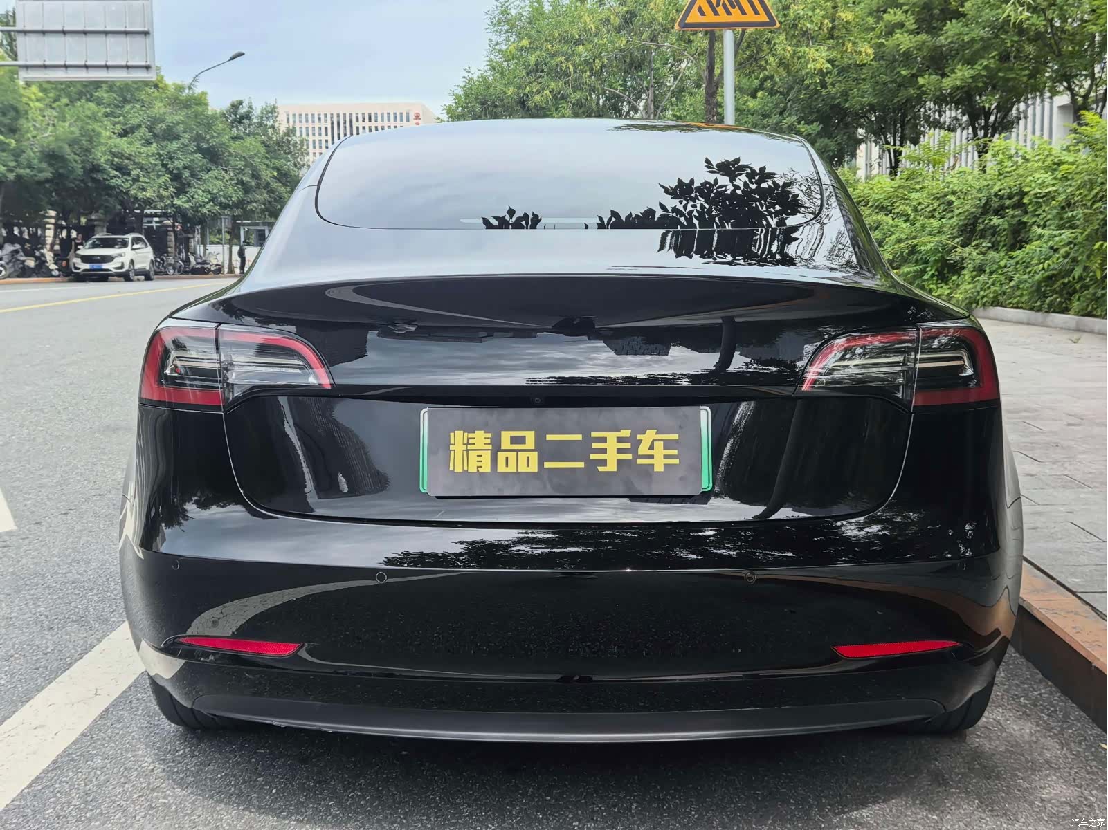 Tesla Model 3, 2023 4