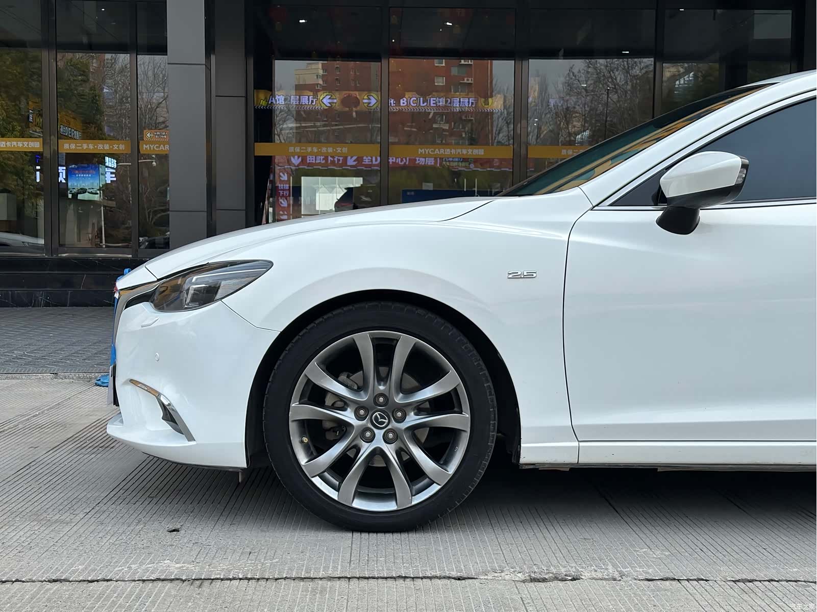 Mazda Atenza, 2017 4