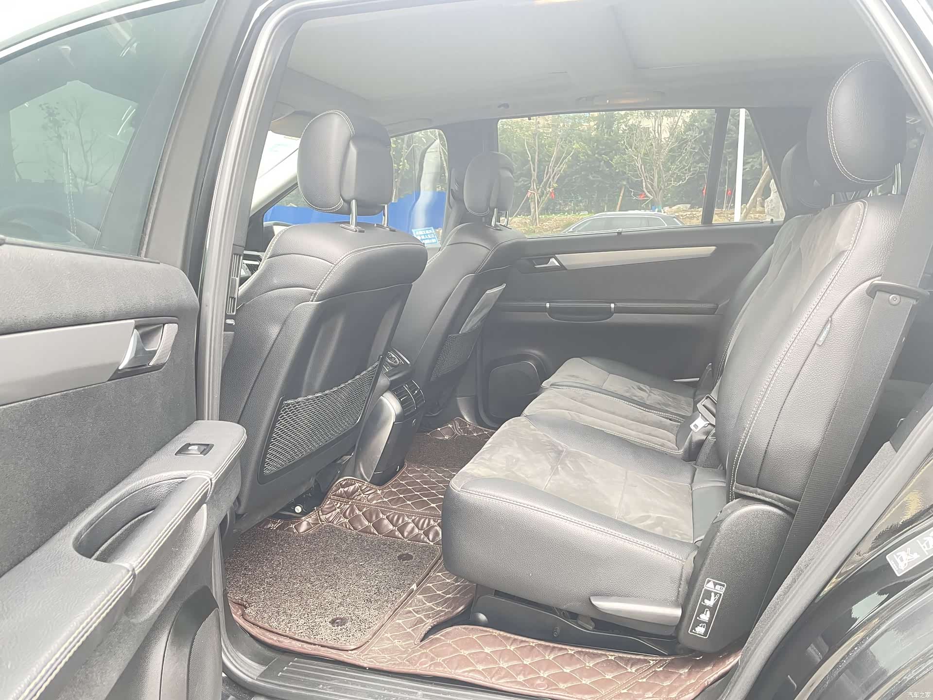 Mercedes-Benz R-Class, 2015 4