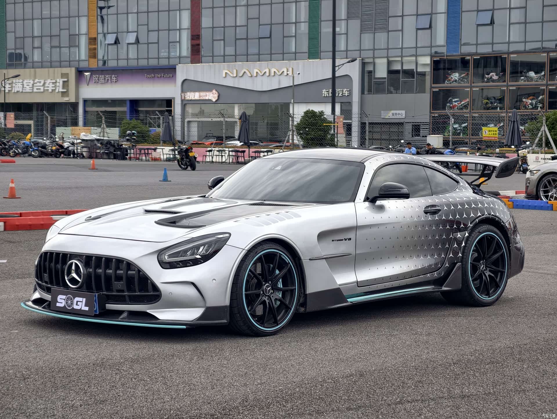 MG AMG