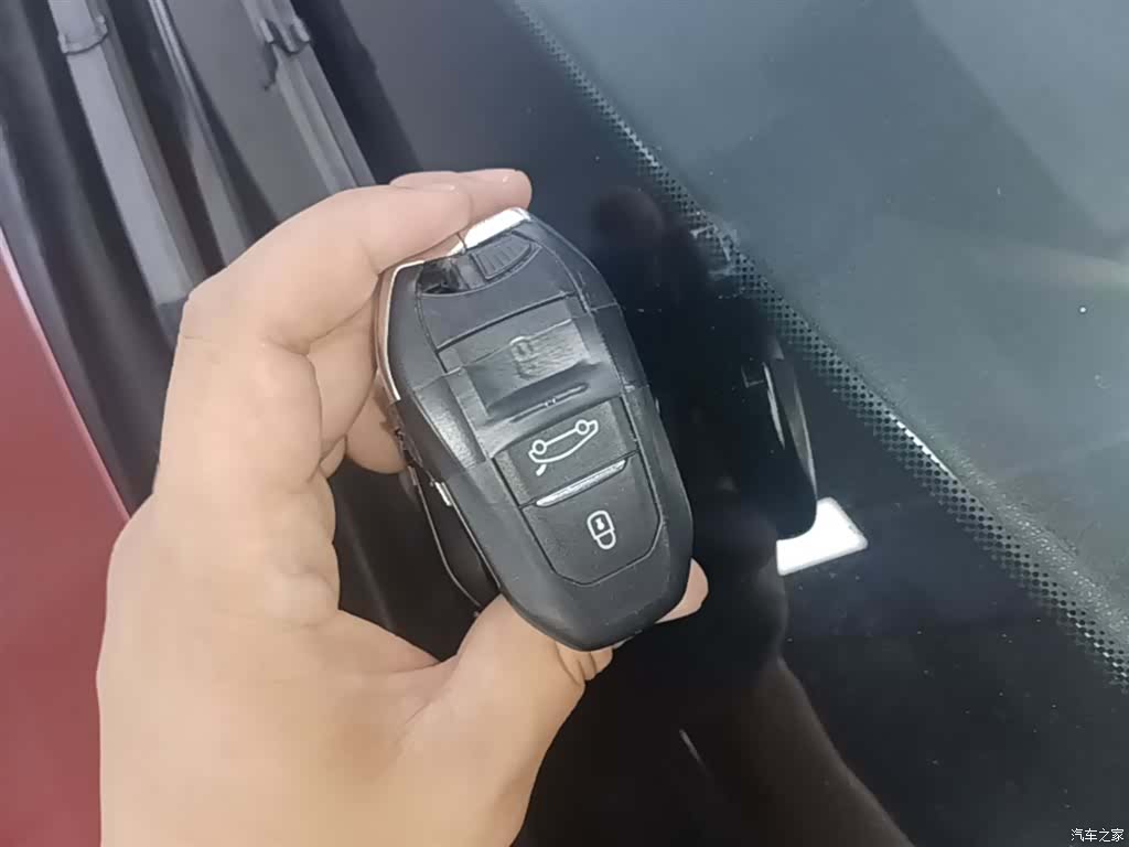 DS 5LS, 2018 9