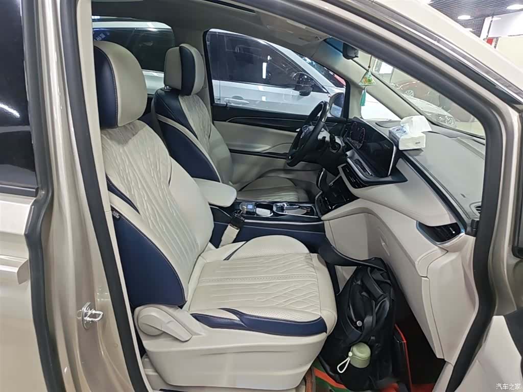 Buick GL8, 2021 24
