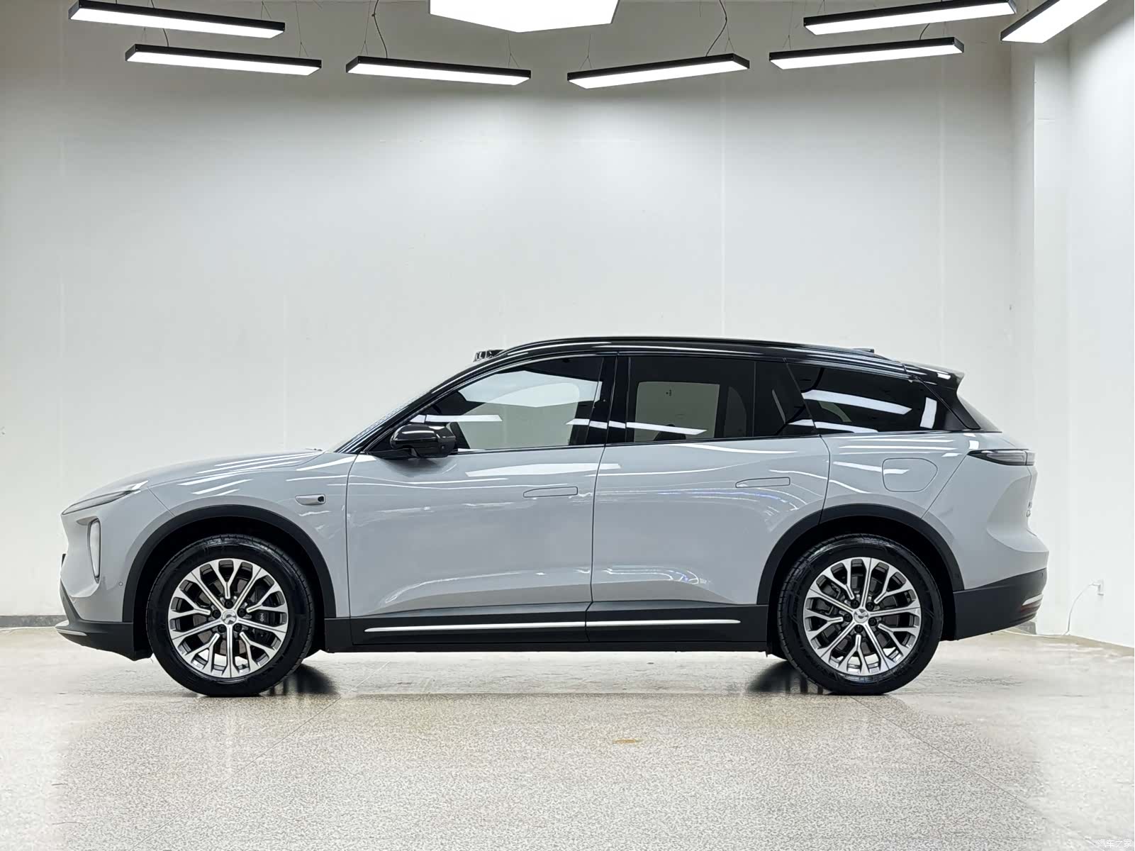 NIO ES6, 2024 4