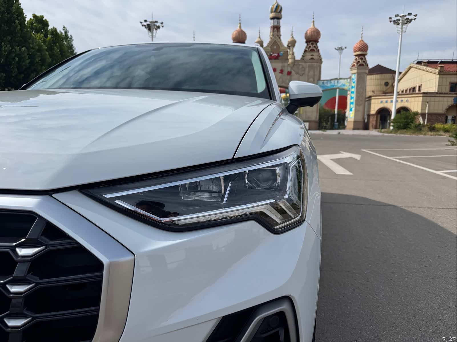 Audi Q3, 2023 4