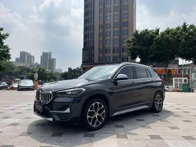 BMW X1 2021 — купить из Китая под заказ