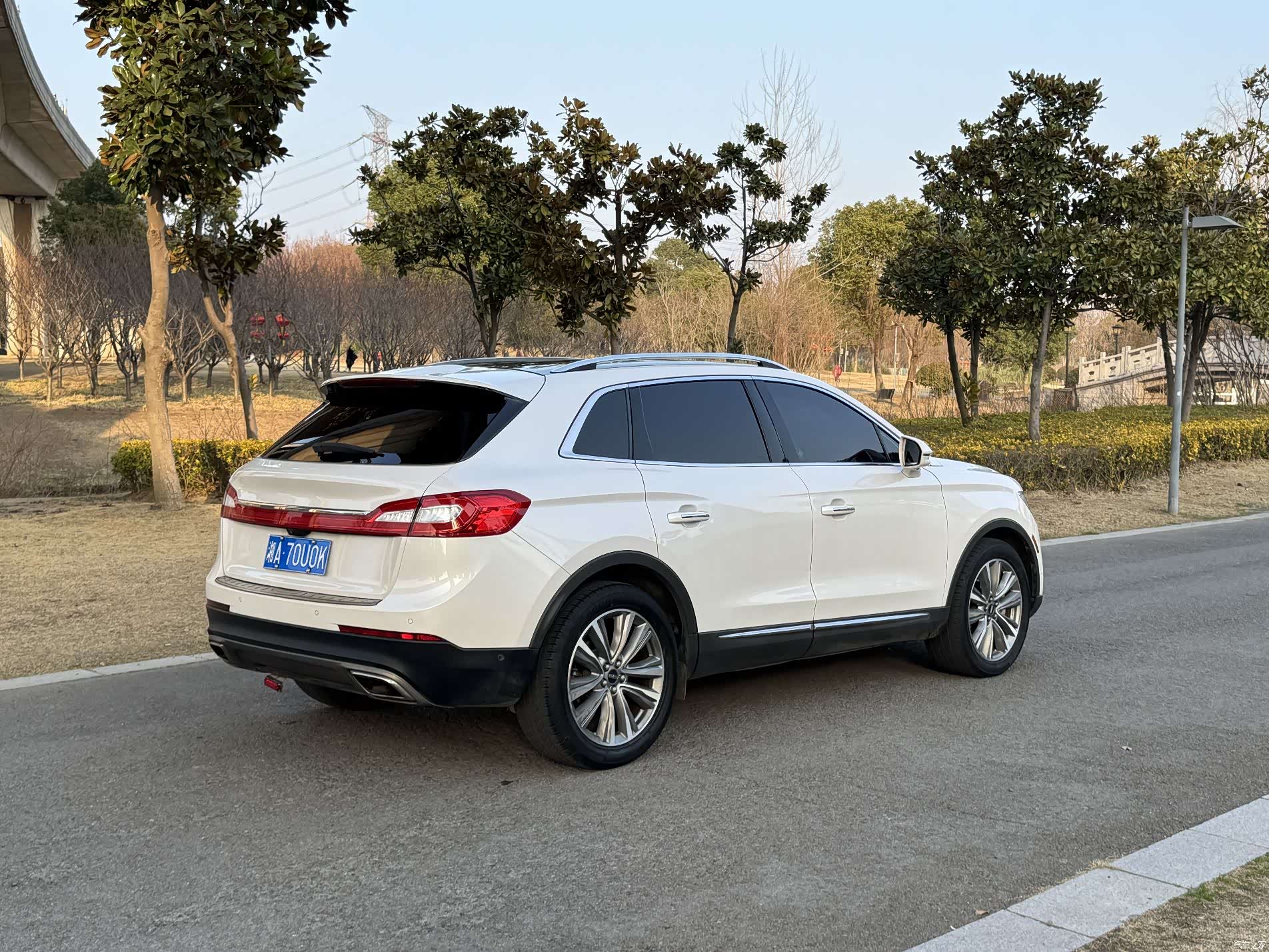 Lincoln MKX, 2017 все фото