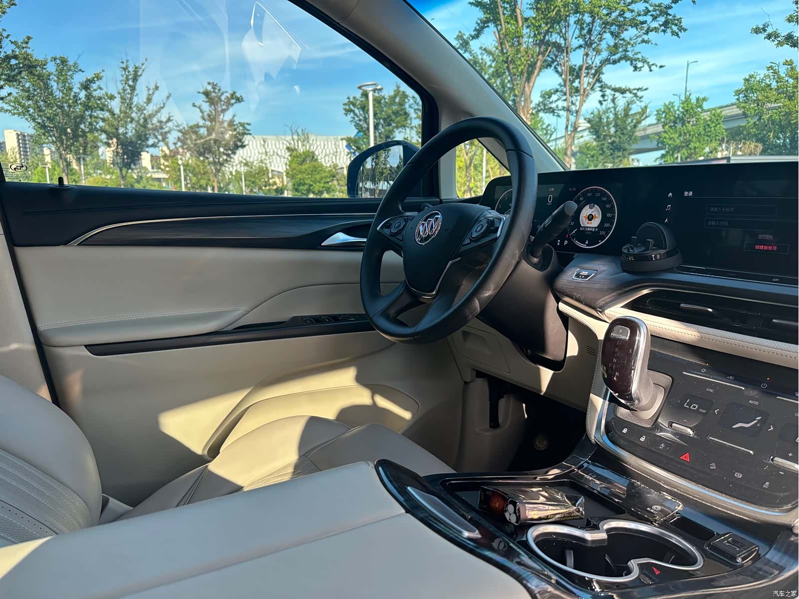 Buick GL8, 2023 12