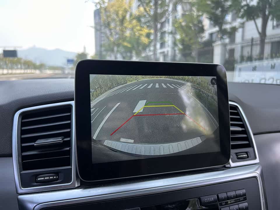 Mercedes-Benz M class