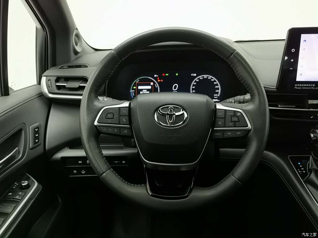 Toyota Sienna, 2024 11