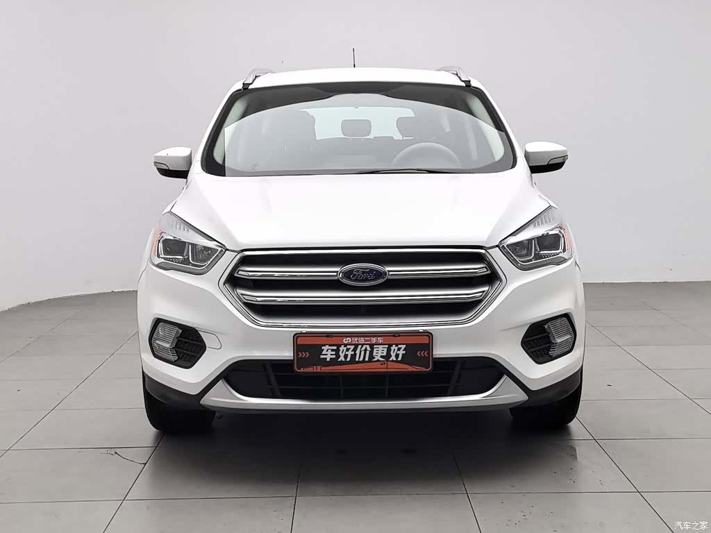 Ford Kuga, 2017 3