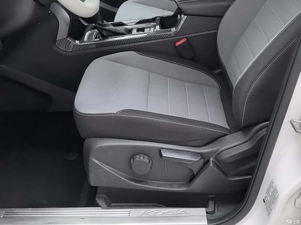 Ford Kuga, 2017 20