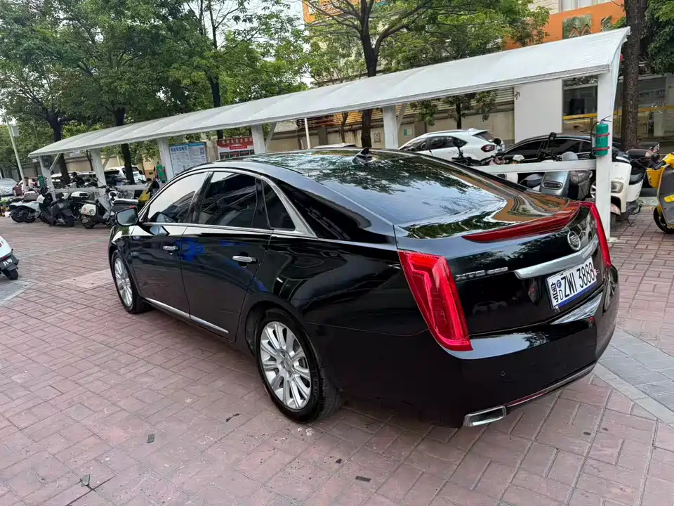 Cadillac XTS