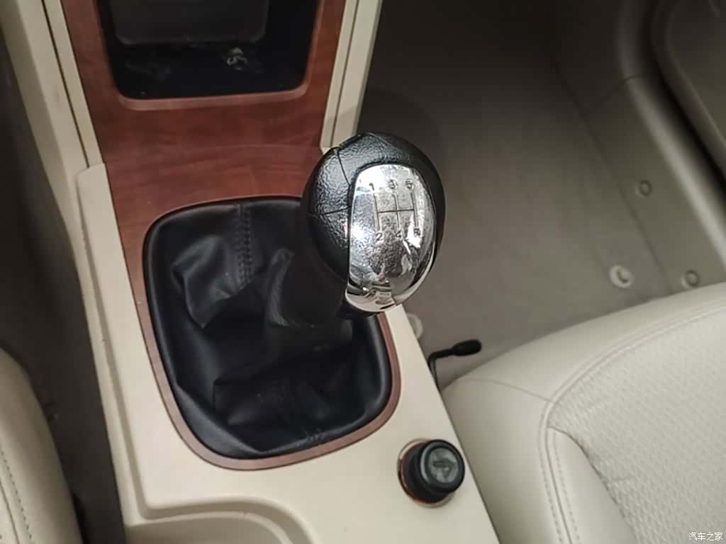 Roewe 350, 2015 21