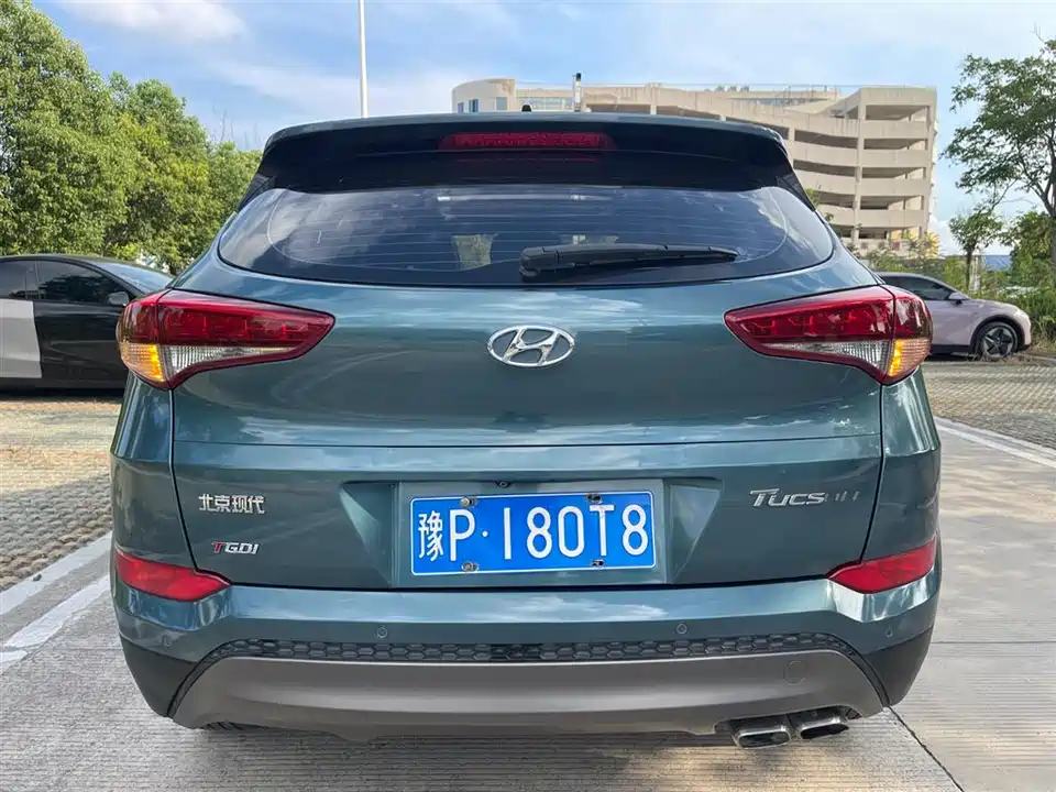 Hyundai Tucson