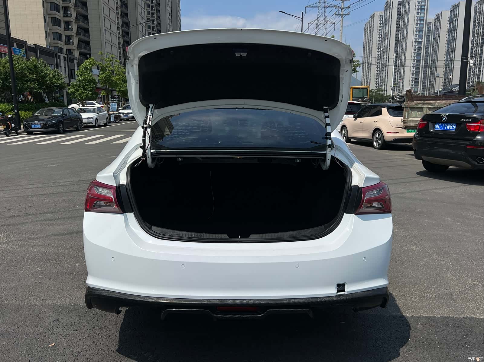 Chevrolet XL, 2019 21