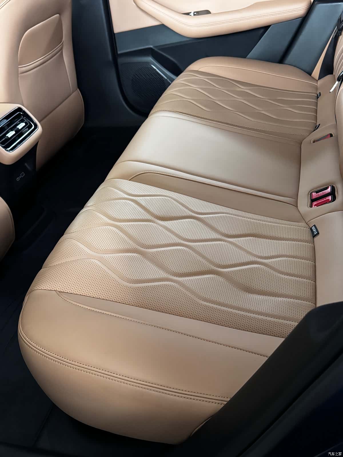 Geely A7, 2025 14