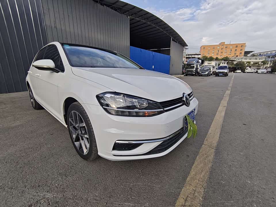 Volkswagen golf