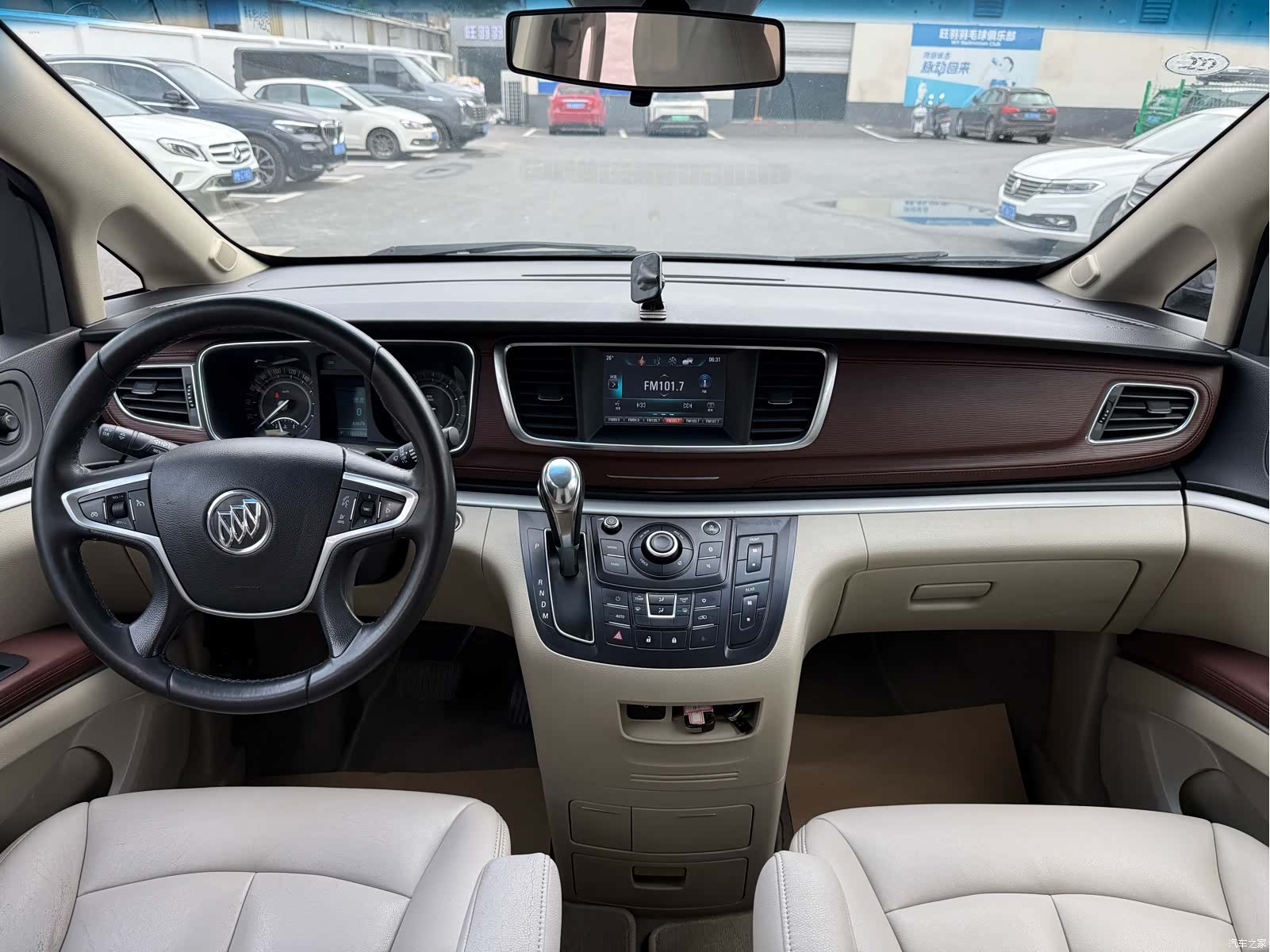 Buick GL8, 2017 8