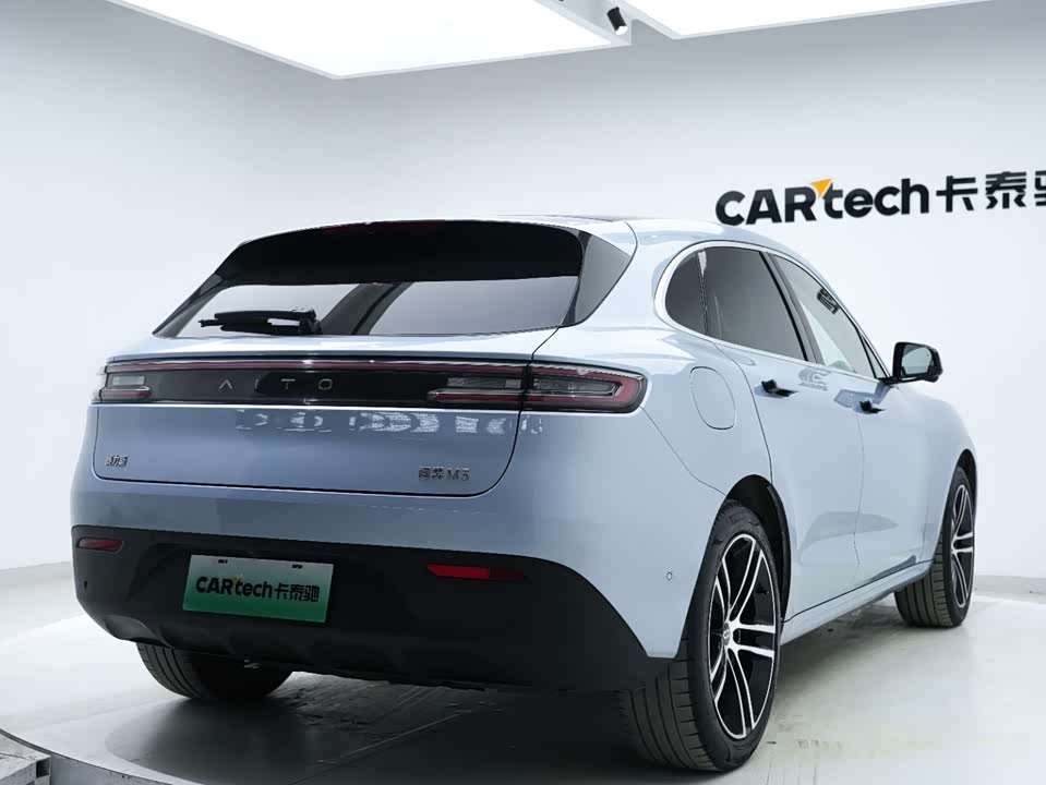 AITO Ask the world M5