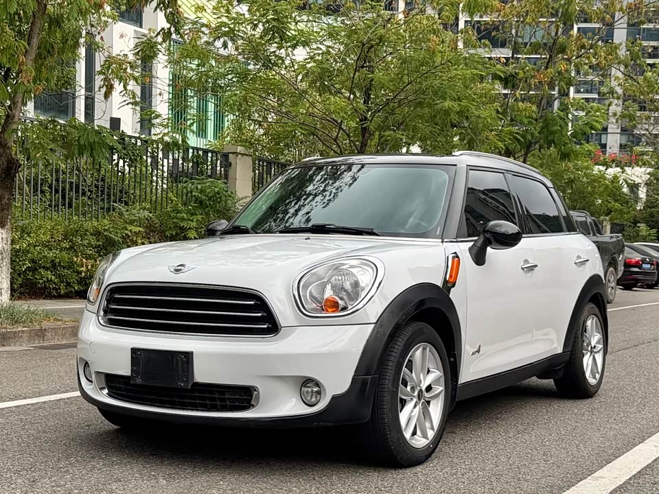 MINI COUNTRYMAN