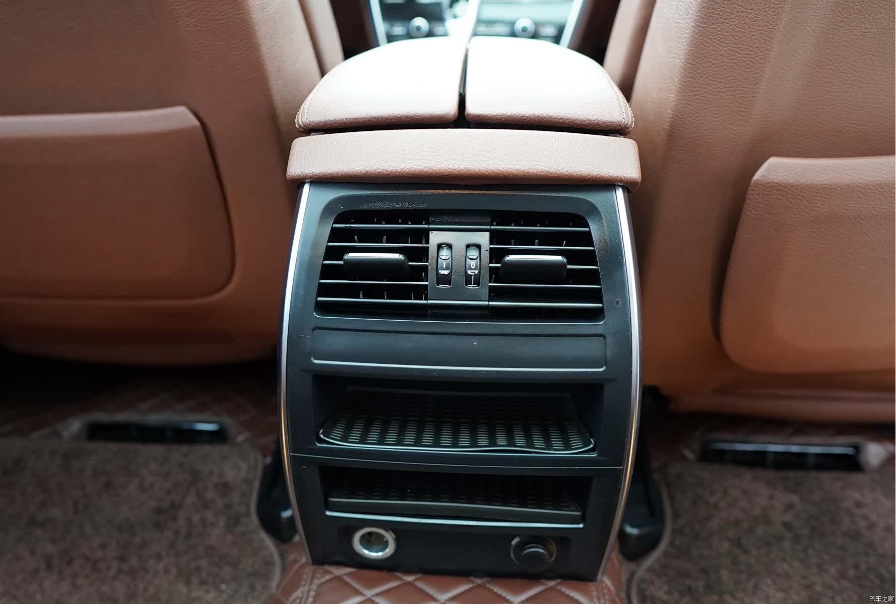 BMW 5 Series, 2013 26