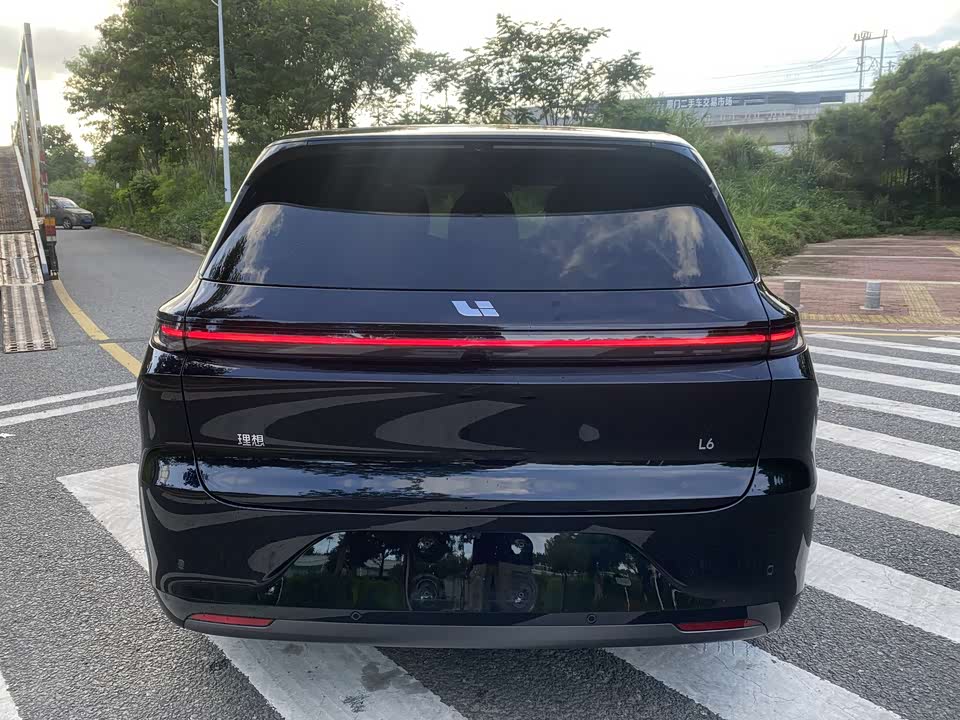 Li Auto Ideal L6