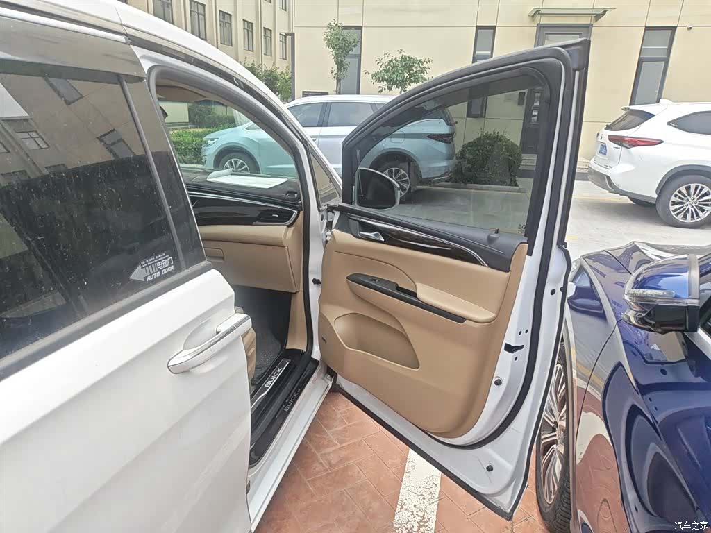 Buick GL8, 2019 20
