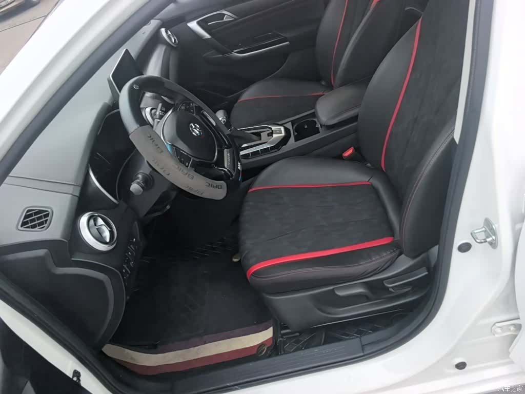 BAIC D50, 2018 15