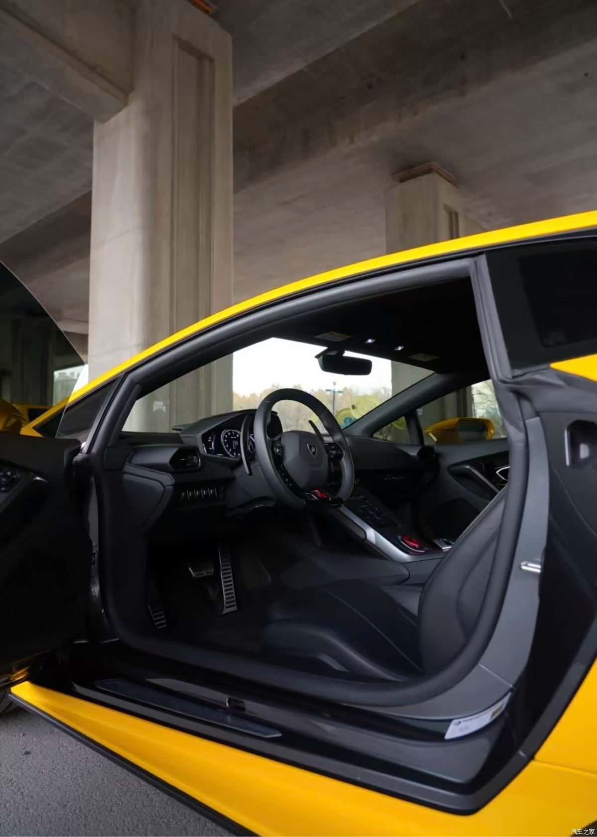 Lamborghini Huracán, 2020 9