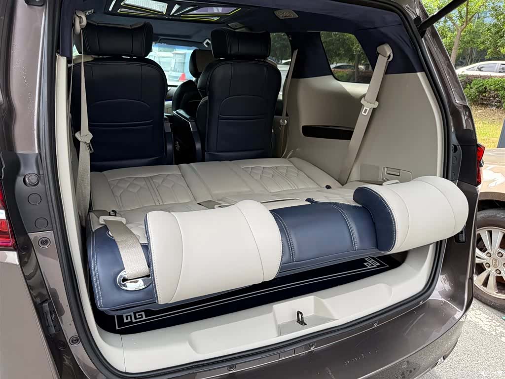 Buick GL8, 2021 11