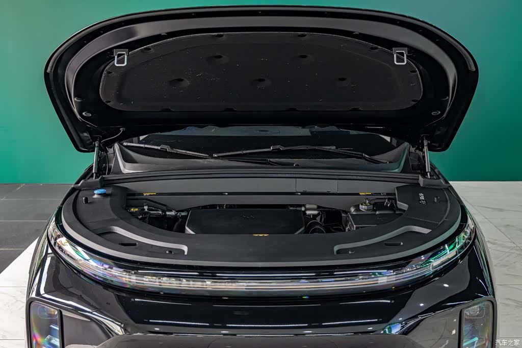 Li Auto L7, 2025 все фото