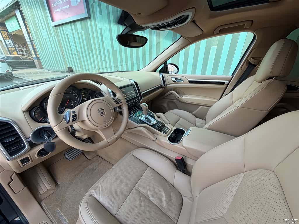 Porsche Cayenne, 2011 3
