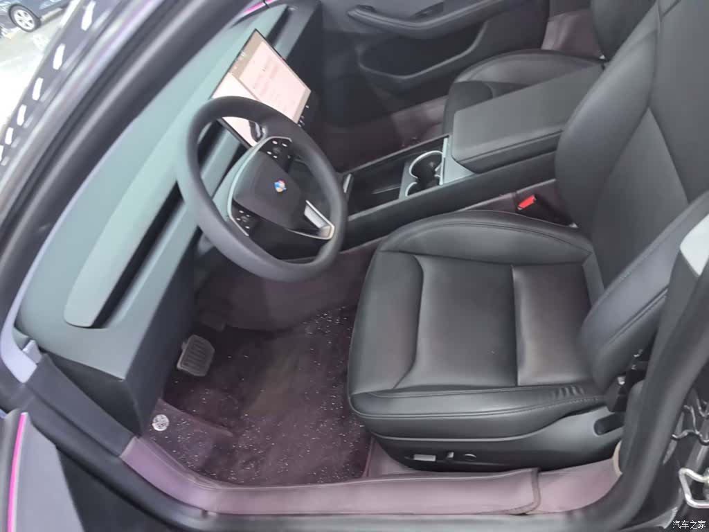 Tesla Model 3, 2024 15