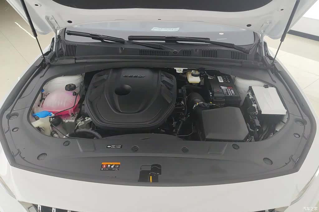 Geely Preface, 2026 10
