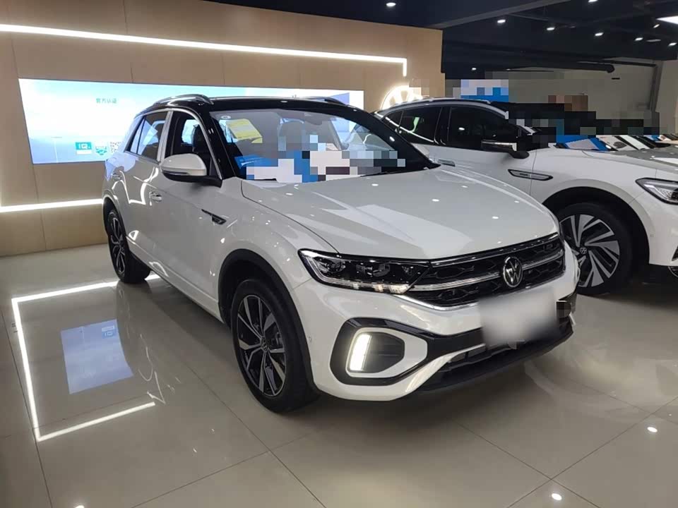 Volkswagen T-ROC exploring Songs